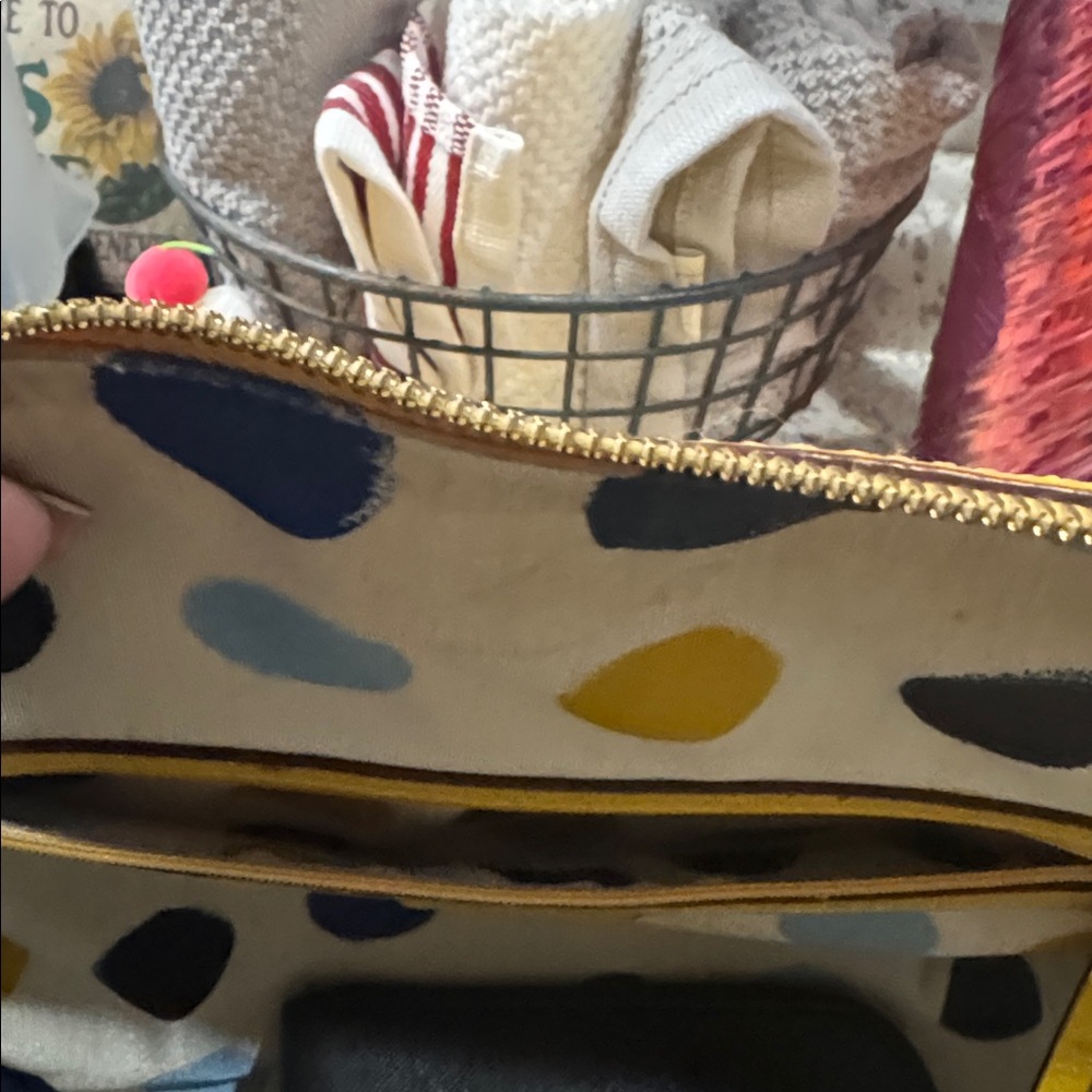 Kate Spade Mustard Textured Leather Bag - Picture 4 of 8